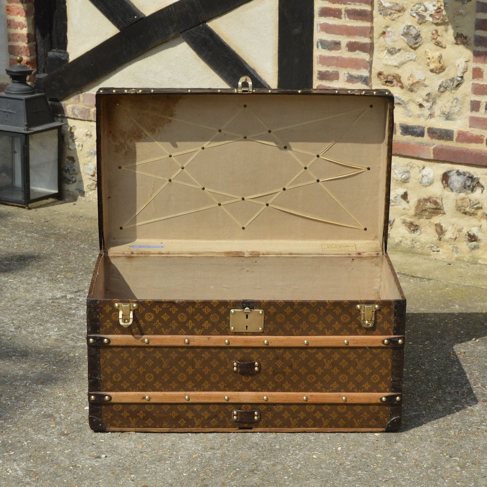 Louis Vuitton steamer trunk c.1910 - Baggage Collection