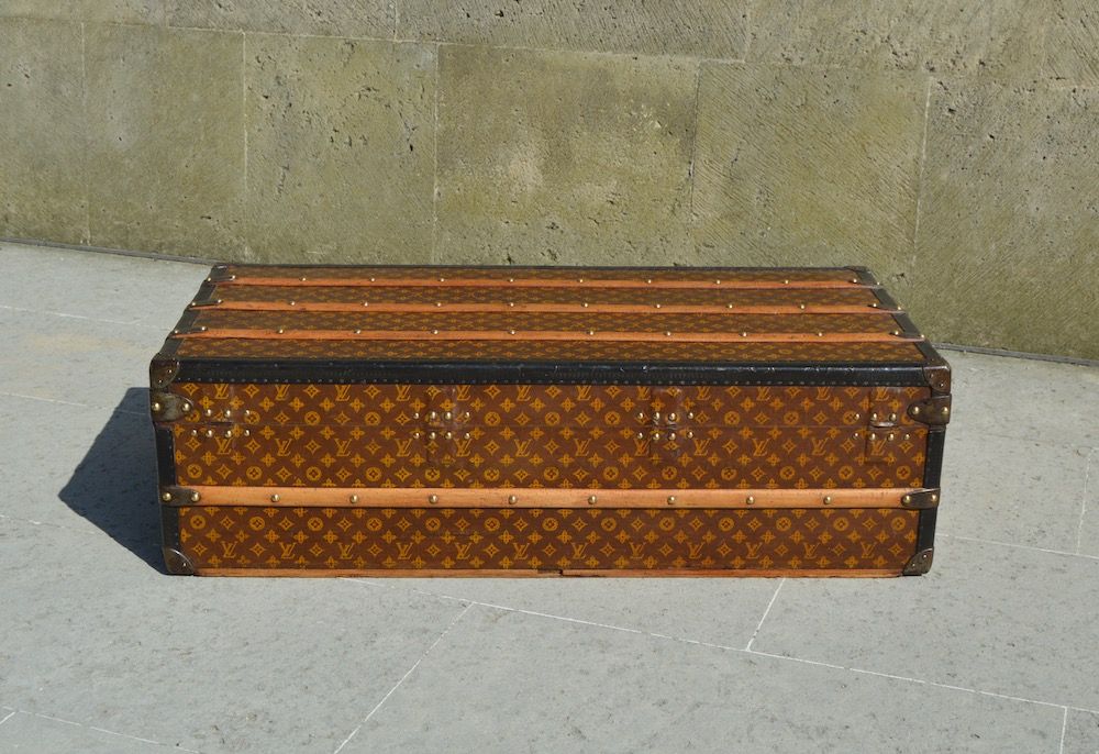 Early 20th Cent Louis Vuitton Hat Box - French Antiques