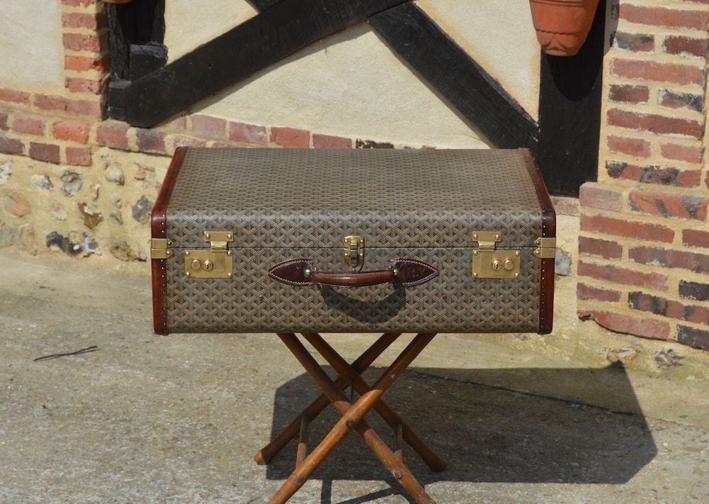 Goyard Vintage Suitcase in Canvas Form The 60's