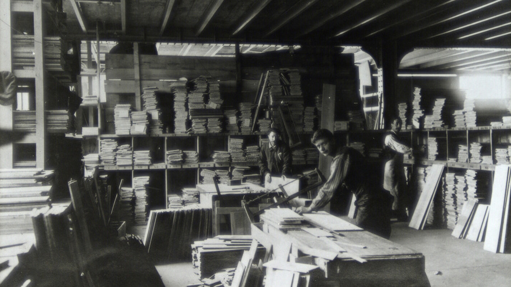 Louis Vuitton : dans les coulisses de l'usine d'Asnières en 1904