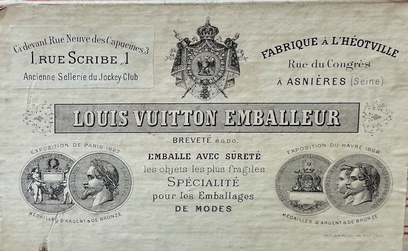 Malle de la marque Louis Vuitton entre 1854 et 1876. – Rémi Dubois  Antiquités